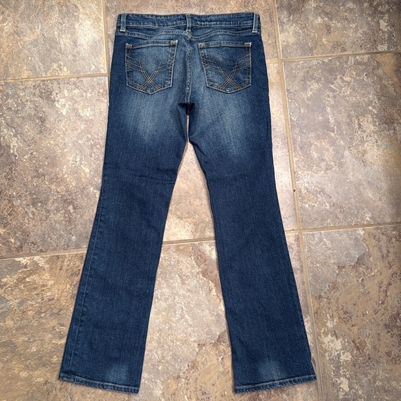 GAP Premium Boot Cut Mid Rise Jeans Timeless Classic Dark Wash Stretch Sz 4/27A - Picture 3 of 13